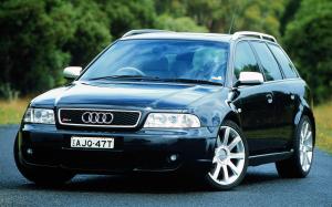 Audi RS4 Avant 2000 года (AU)